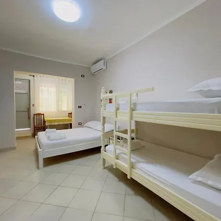 Beach Apartaments * Durres